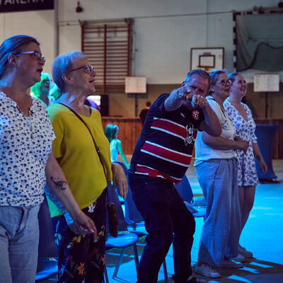 Bild vergrößern: Rudelsingen