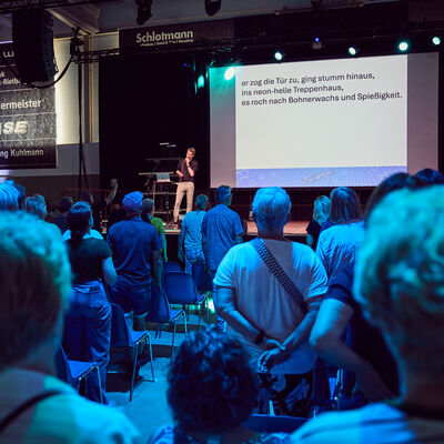 Bild vergrößern: Rudelsingen