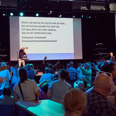 Bild vergrößern: Rudelsingen