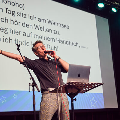 Bild vergrößern: Rudelsingen