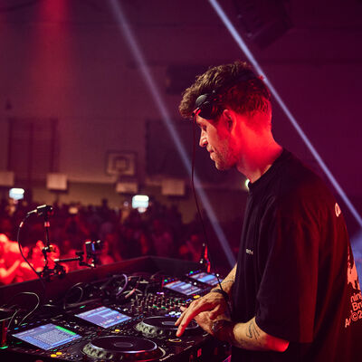 Bild vergrößern: TUJAMO & Friends