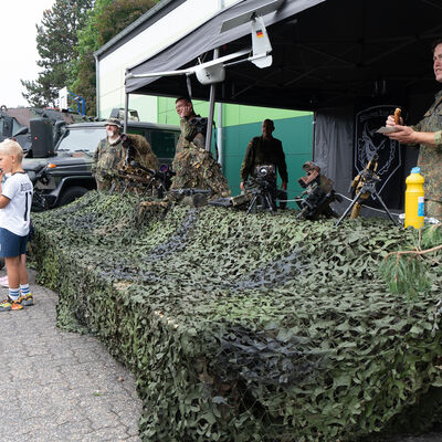 Bild vergrößern: Festplatz