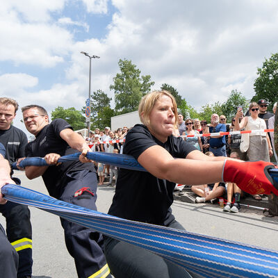 Bild vergrößern: Panzerziehen