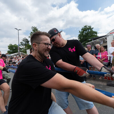 Bild vergrößern: Panzerziehen