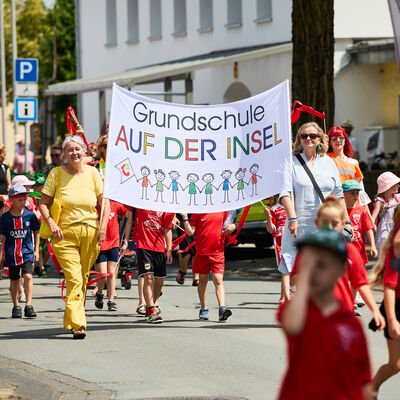Bild vergrößern: Festumzug am 29.06.2025