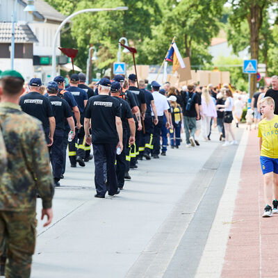 Bild vergrößern: Festumzug am 29.06.2025