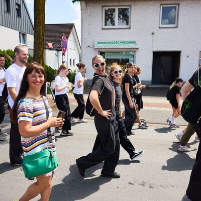 Bild vergrößern: Festumzug am 29.06.2025