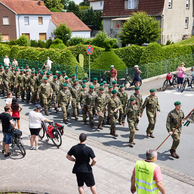 Bild vergrößern: Festumzug am 29.06.2025