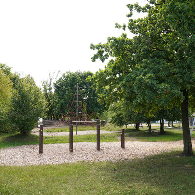 Bild vergrößern: Spielplatz am Schlingweg