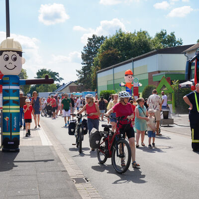Bild vergr&ouml;&szlig;ern: Festplatz 2