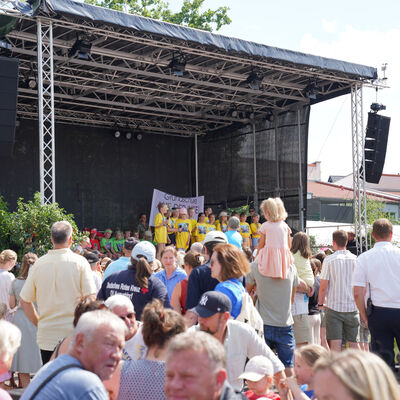 Bild vergr&ouml;&szlig;ern: Festplatz 2